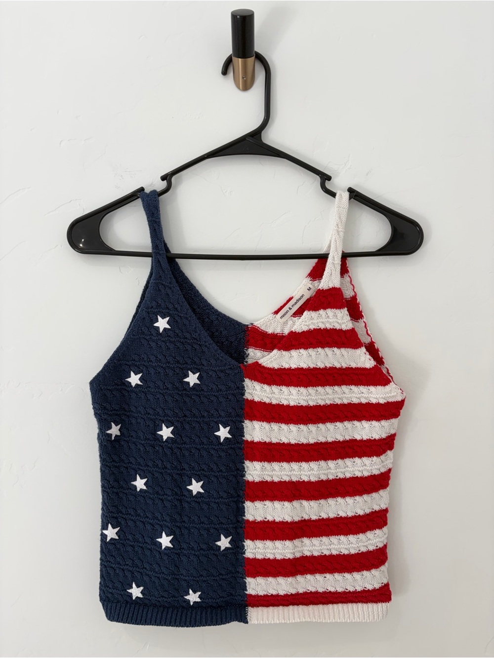 Moon & Madison American Flag Knit Tank Medium Crochet Red White Blue Top